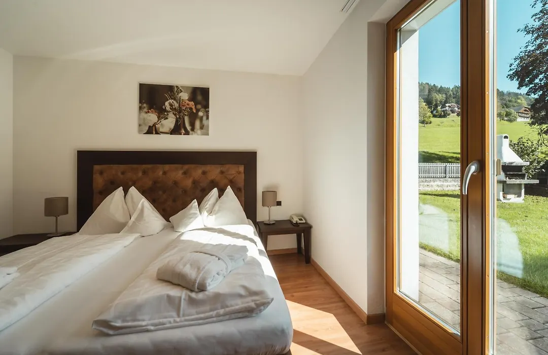 Residence Iris-1